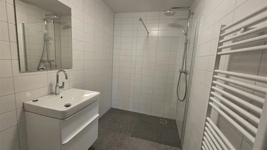 Apartments in Vlaardingen - photo 10