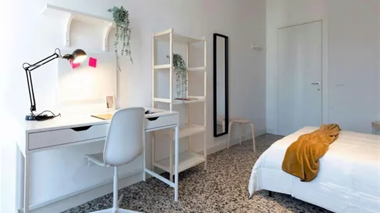 Rooms in Turin - photo 3