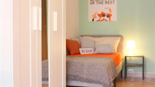 Rooms in Lecco - photo 1