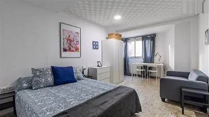 Room for rent in La Torre, Comunidad Valenciana