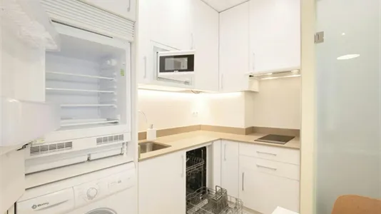 Apartments in Madrid Chamberí - photo 10