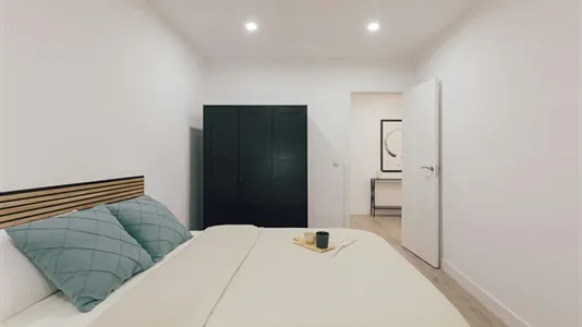 Rooms in Valencia Ciutat Vella - photo 4