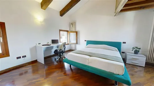 Rooms in Vicenza - photo 2