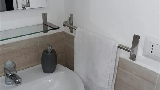 Houses in Bellegra - photo 8