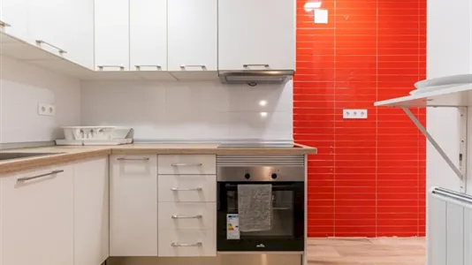 Rooms in Adaro - photo 9