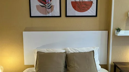 Rooms in Bilbao - photo 8