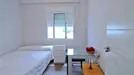 Room for rent, Valencia Algirós, Valencia (region), &lt;span class=&quot;blurred street&quot; onclick=&quot;ProcessAdRequest(13235080)&quot;&gt;&lt;span class=&quot;hint&quot;&gt;See streetname&lt;/span&gt;[xxxxxxxxxxxxx]&lt;/span&gt;
