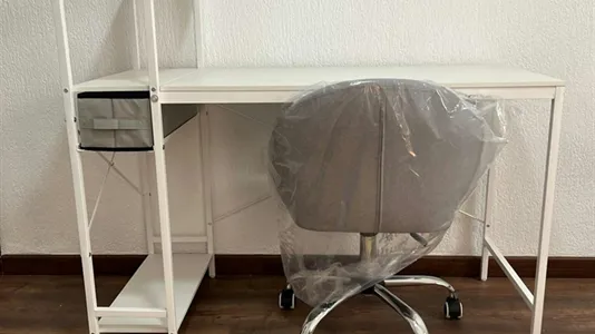 Rooms in Huelva - photo 4