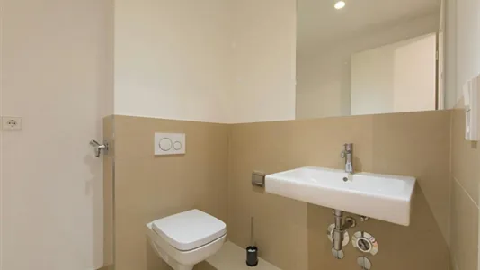 Rooms in Berlin Mitte - photo 8