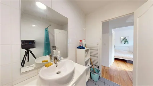 Rooms in Lyon - photo 10