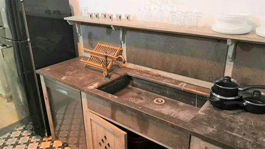 Rooms in Barcelona Ciutat Vella - photo 9