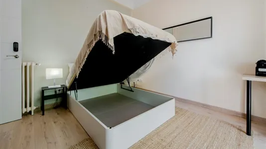 Rooms in Madrid Chamberí - photo 8