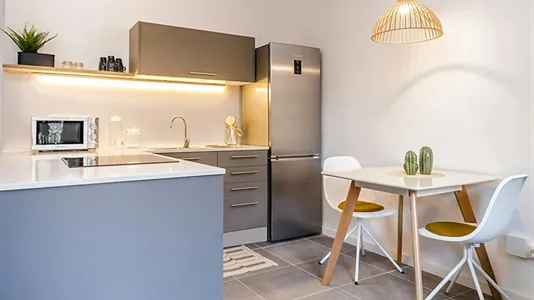 Apartments in Barcelona Eixample - photo 9