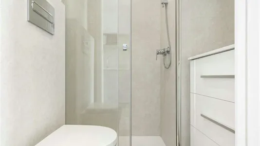 Rooms in Madrid Fuencarral-El Pardo - photo 10