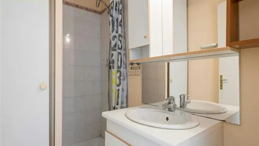 Rooms in Lyon - photo 6