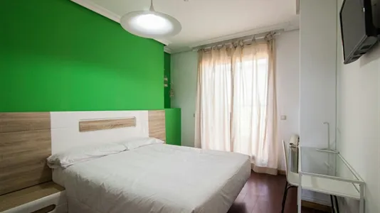 Rooms in Madrid Arganzuela - photo 3