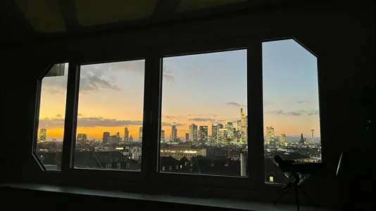 Apartments in Frankfurt Süd - photo 5