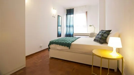 Rooms in Madrid Chamartín - photo 4