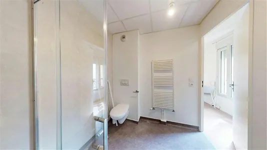 Apartments in Lyon - photo 7