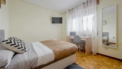 Room for rent in Madrid Fuencarral-El Pardo, Madrid