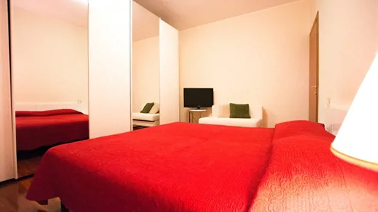 Rooms in Milano Zona 5 - Vigentino, Chiaravalle, Gratosoglio - photo 1