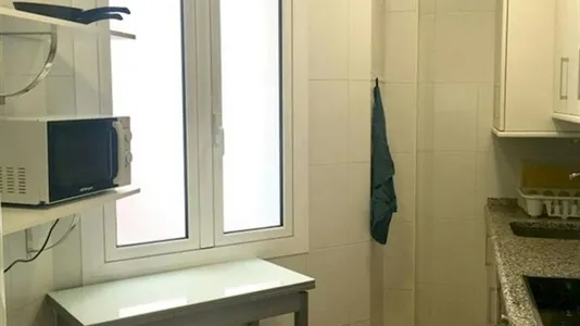 Rooms in Madrid Retiro - photo 10