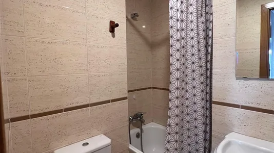 Rooms in Madrid Hortaleza - photo 9