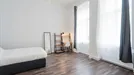 Room for rent, Berlin, &lt;span class=&quot;blurred street&quot; onclick=&quot;ProcessAdRequest(13794795)&quot;&gt;&lt;span class=&quot;hint&quot;&gt;See streetname&lt;/span&gt;[xxxxxxxxxxxxx]&lt;/span&gt;