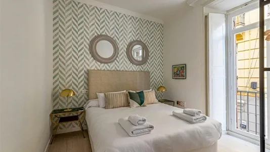 Apartments in Málaga - photo 2