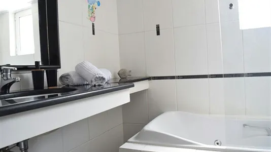 Apartments in Piraeus - photo 8