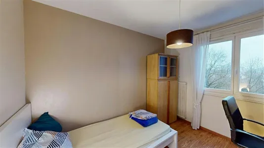 Rooms in Grenoble - photo 3