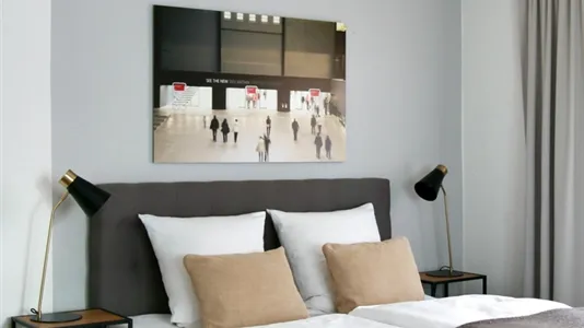 Apartments in Cologne Innenstadt - photo 6