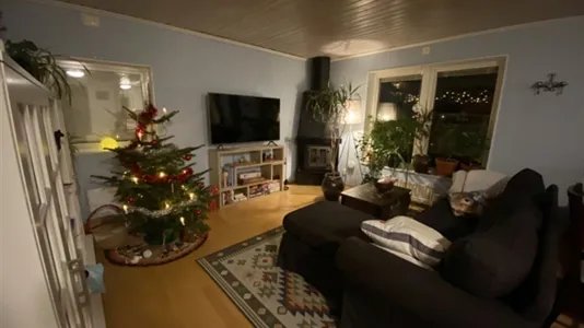 Houses in Upplands Väsby - photo 2