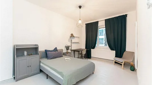 Rooms in Berlin Neukölln - photo 1
