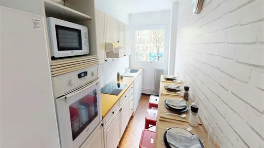 Rooms in Paris 20ème arrondissement - photo 10