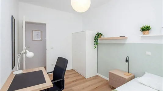 Rooms in Valencia Camins al Grau - photo 3