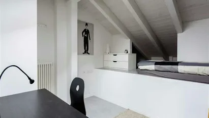 Room for rent in Bologna, Emilia-Romagna