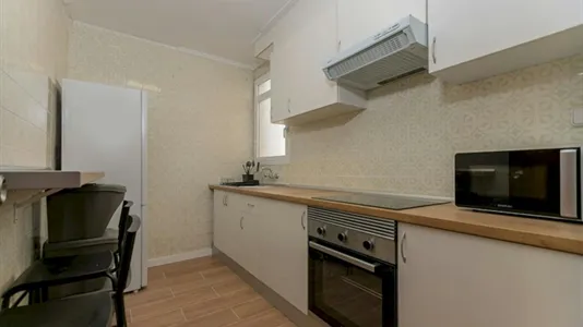 Rooms in el Camí de Vera - photo 7