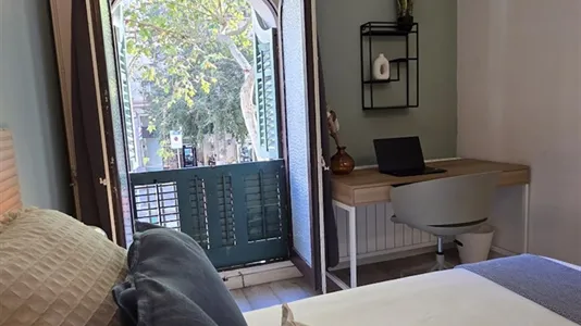 Rooms in Barcelona Eixample - photo 6