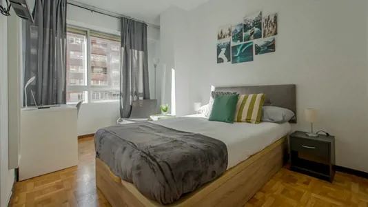 Rooms in Madrid Tetuán - photo 1