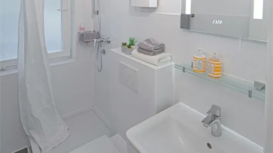 Apartments in Dusseldorf - photo 4