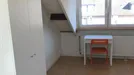 Room for rent, Maastricht, Limburg, &lt;span class=&quot;blurred street&quot; onclick=&quot;ProcessAdRequest(7740563)&quot;&gt;&lt;span class=&quot;hint&quot;&gt;See streetname&lt;/span&gt;[xxxxxxxxxxxxx]&lt;/span&gt;