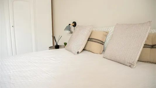 Rooms in Barcelona Eixample - photo 4