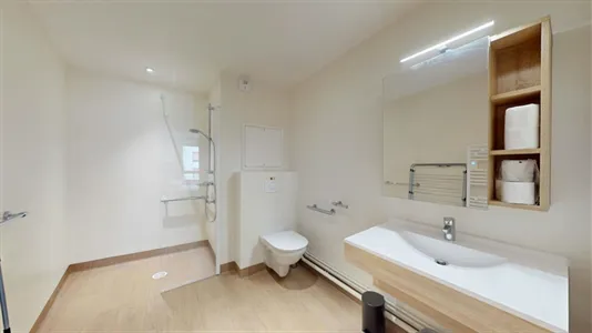 Rooms in Nanterre - photo 8