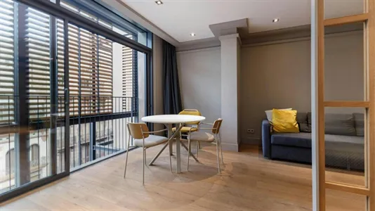 Apartments in Barcelona Eixample - photo 7