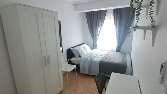 Rooms in Tavernes Blanques - photo 1