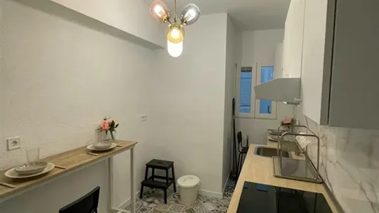 Rooms in Mislata - photo 4