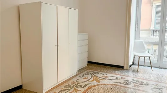 Rooms in Genoa - photo 6