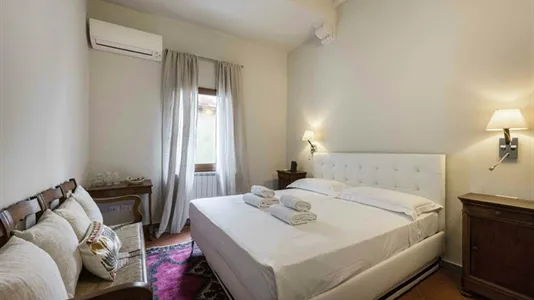 Apartments in Florence - photo 8
