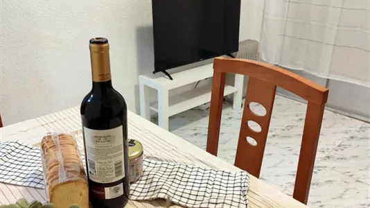 Houses in Madrid Puente de Vallecas - photo 1